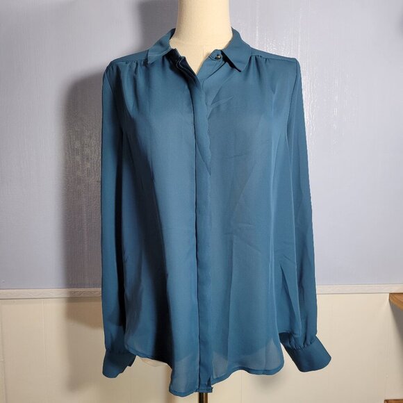 Elle Small Teal Longsleeve Scalloped Trim Dressy Hidden Button Up Blouse - Picture 1 of 11